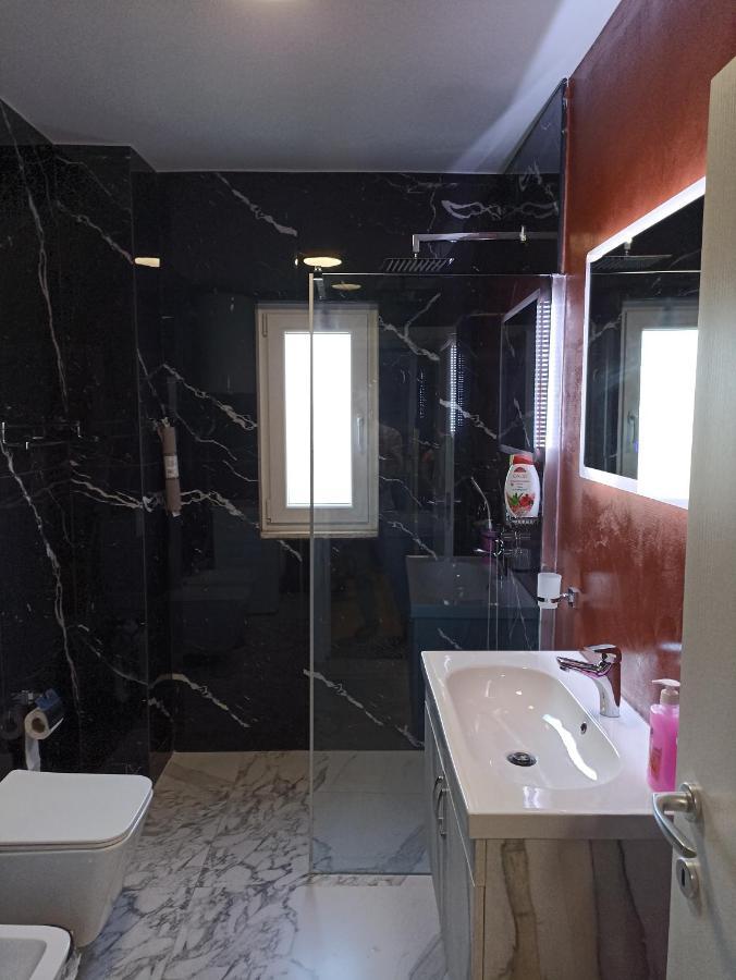 Oak Street Apartment Tirana Bagian luar foto
